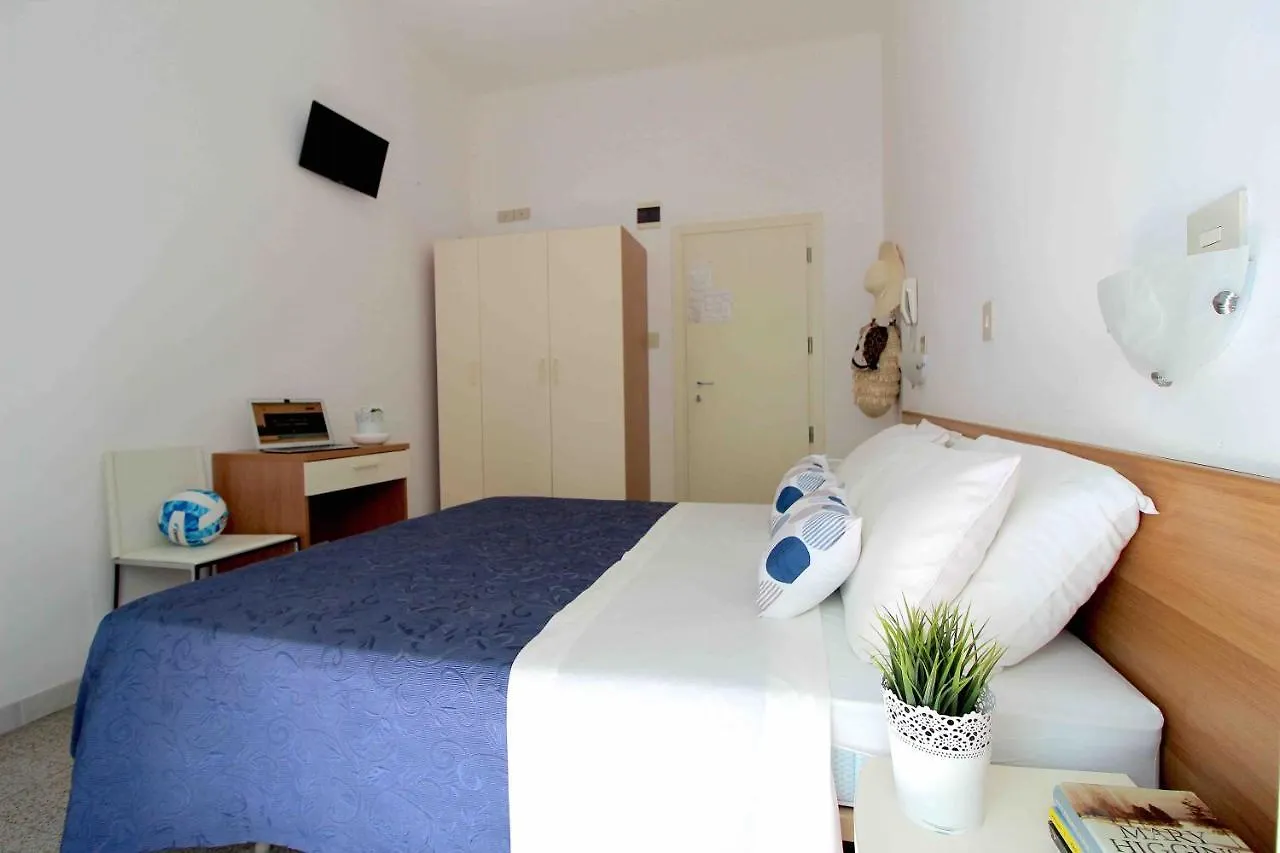 Hotel Kelly Римини